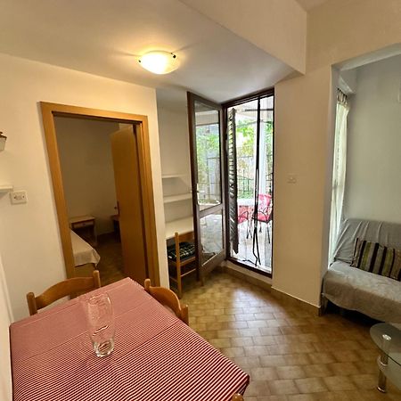 Appartamento Kornelija 2 Podgora Esterno foto