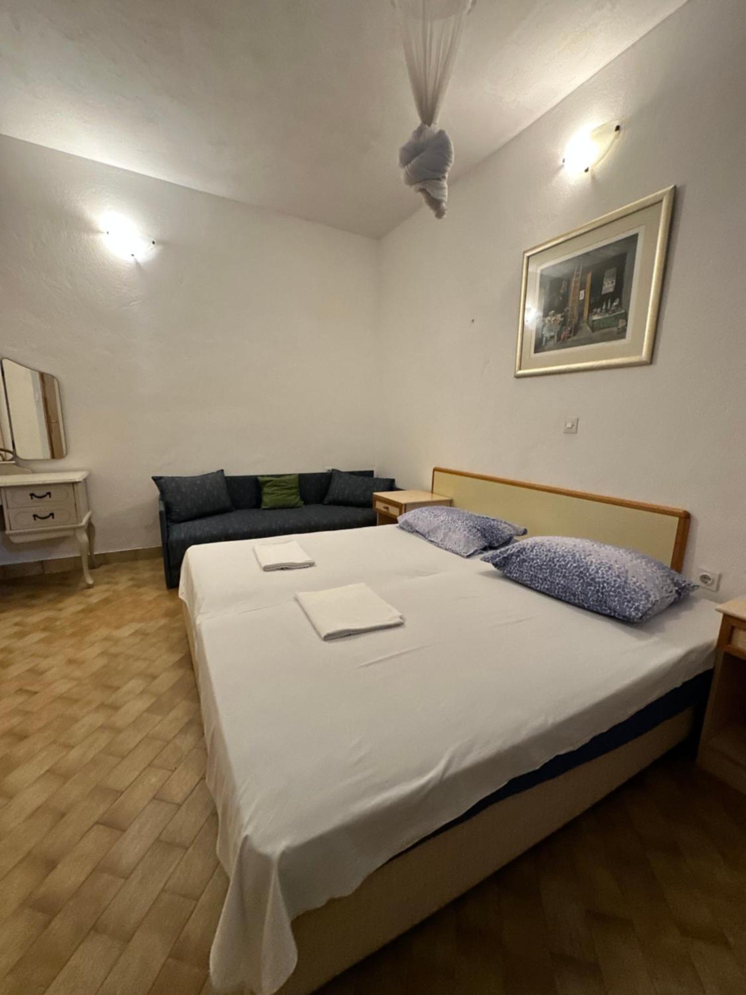 Appartamento Kornelija 2 Podgora Esterno foto